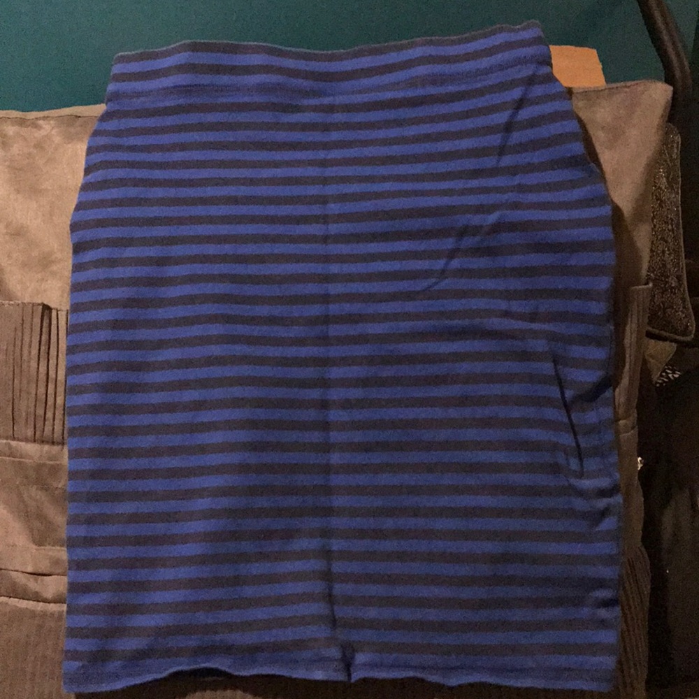 Striped pencil skirt